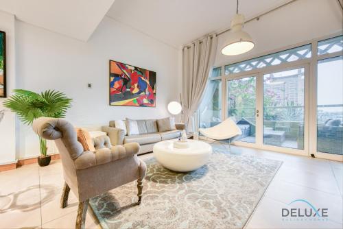 Bright & Exquisite 2BR Apartment in Palm Jumeirah