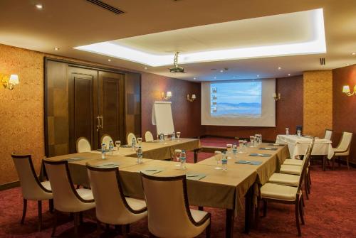 Kawasan bisnes dan/atau bilik persidangan di Motali Life Hotel