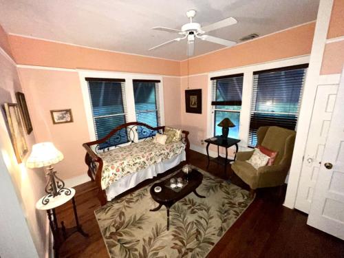 Grady House Bed and Breakfast – Photos 3
