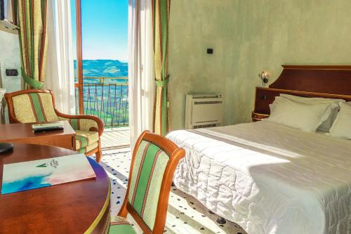 Gallery image of Hotel Astoria in Fermo