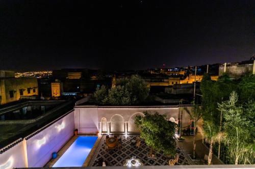 Bazén v ubytování Palais Shazam & SPA nebo v jeho okolí