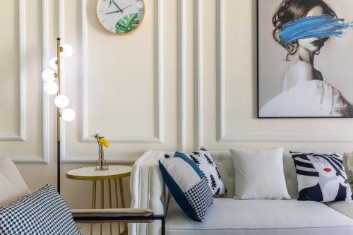 Ruang duduk di Sanya Wen Xin Hai Jing Apartement