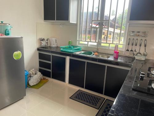 Dapur atau dapur kecil di Homestay Kedawang Langkawi