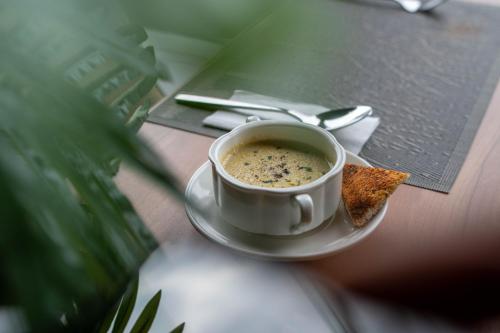 Jídlo v hotelu nebo okolí