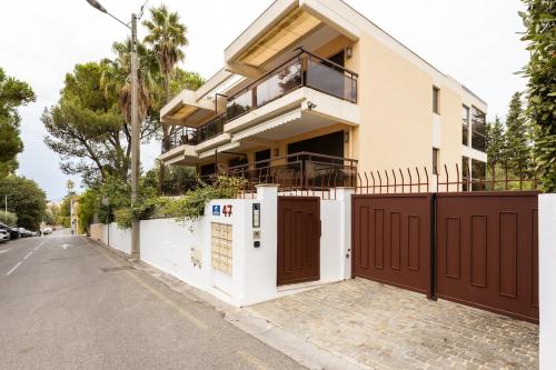 Gallery image of Mi Casa Tu Casa - PG in Cannes