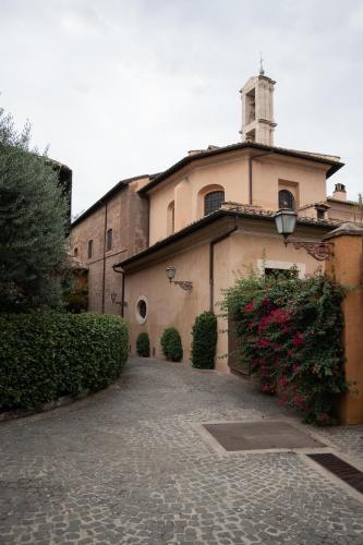 Forum Apartment