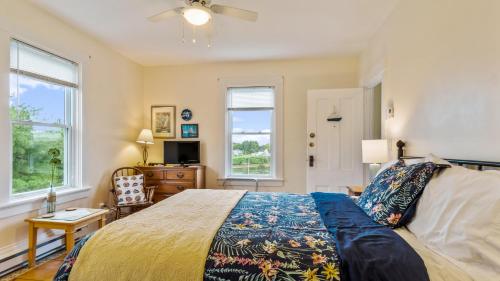 Gallery image of Bayview Pines Country Inn B&B in Mahone Bay