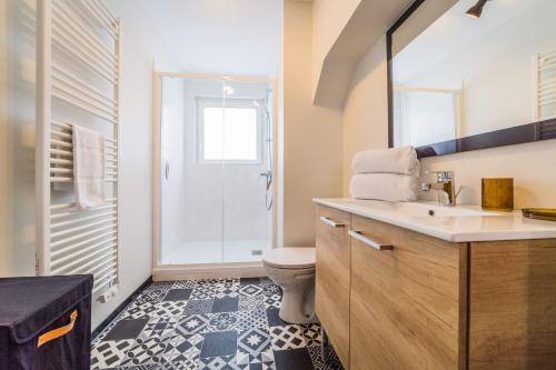 Bathroom sa GUIERLE #4 - Appartement lumineux - 1 Chambre