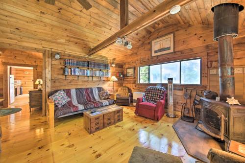 Cozy Cottage on Cat Cove with Wraparound Deck!