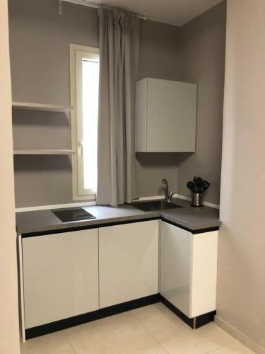 Kuchyň nebo kuchyňský kout v ubytování Dante 3 Guesthouse by Apulia Accommodation