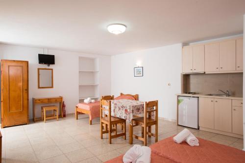 Gallery image of Florance Apartments & Rooms in Mikonos