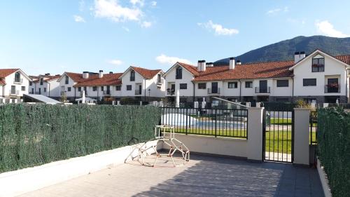 Villa Montes Pirineos, Santa Cilia – Bijgewerkte prijzen 2022
