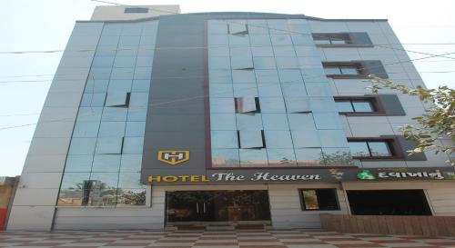 a hotel the heisenheimer hof at The Sky Comfort - Hotel The Heaven, Dwarka in Dwarka