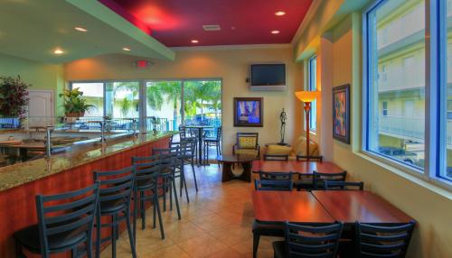 Gallery image of Sunset Vistas Two Bedroom Beachfront Suites in St Pete Beach