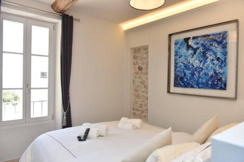 PICASSO by the sea Luxurious design house sea view old Antibes for 6 photo 2