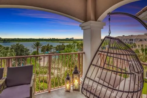 Top floor condo with view of lake, pool and fireworks! Next to Convention Center! photo 1