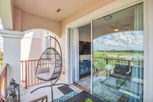 Top floor condo with view of lake, pool and fireworks! Next to Convention Center! photo 34