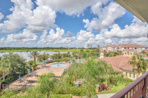 Top floor condo with view of lake, pool and fireworks! Next to Convention Center! photo 39