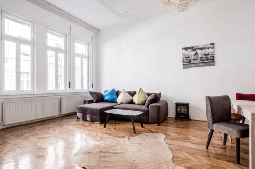 Oktober 6/8 Apartment 1051 Budapest, 8 Október 6. utca kép - 3