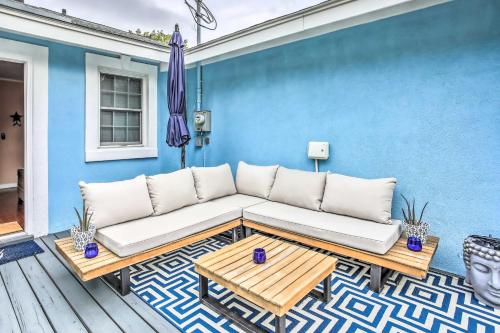 Chic North Myrtle Beach Abode with Deck and Yard!