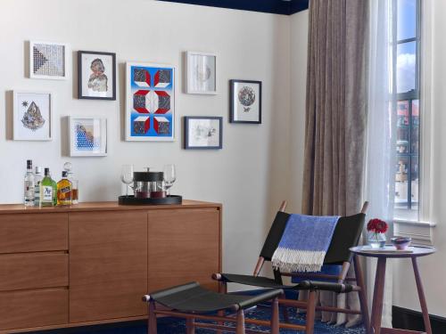 Hotel Revival Baltimore Image