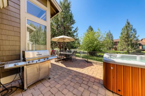 Eagle Crest Creekside Getaway – Photos 2