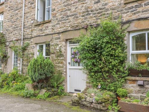 2 Farfield Row – Photos 2