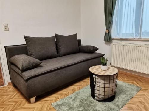 A seating area at Appartment Weinbau Müllner