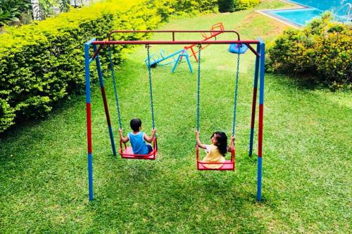 Zona de juegos infantil en The Kandyan Villa