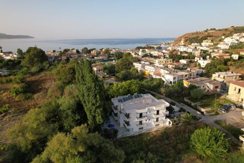 Gallery image of Zourpos Studios & Apartments in Kalyves