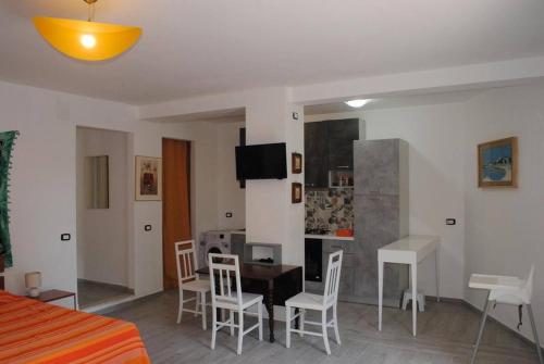 Large Air-conditioned Marina Studio - Wi-fi – Photos 2