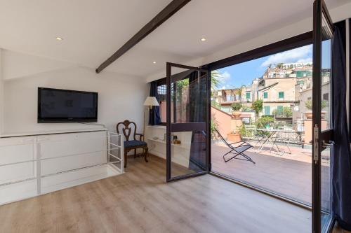 Rome As You Feel - Penthouse Apartment with Terrace on Spanish Steps