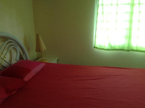 Ein Bett oder Betten in einem Zimmer der Unterkunft Location de meublés