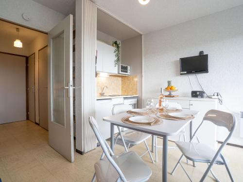 Apartment Fleurie I by Interhome