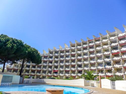 Apartment Paradis du Soleil-4 by Interhome