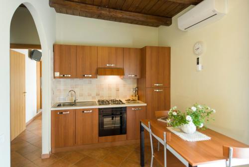 Η κουζίνα ή μικρή κουζίνα στο Residenza Principe Di Piemonte