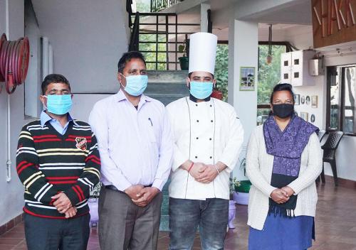 Fotografie z fotogalerie ubytování Hotel Sanawar View v destinaci Kasauli