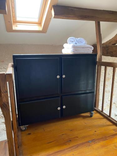 Photo de la galerie de l'établissement Domaine de Villot, à Sainte-Colombe-de-Villeneuve