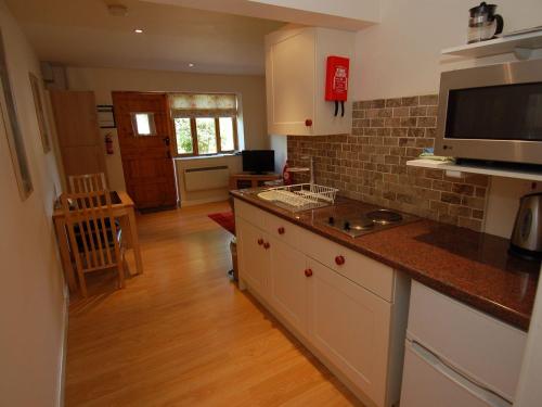 Stable Cottage – Photos 3