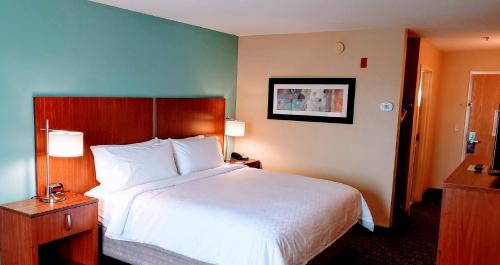 Holiday Inn Express & Suites Jacksonville South - I-295, an IHG Hotel Image