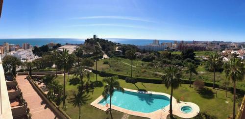 Lujoso apartamento ático con impresionantes vistas Fuengirola ...