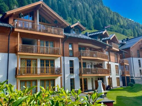 Schoenblick Mountain Resort - by SMR Rauris Apartments - Inc Spa close to Gondola