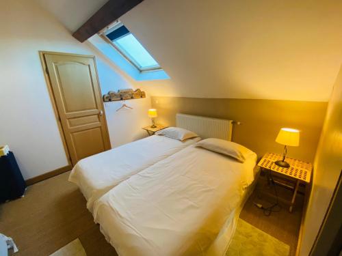 Ferme de Montecouvezにあるベッド