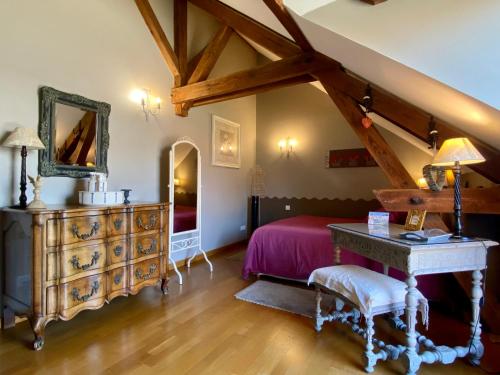Ferme de Montecouvezにあるベッド