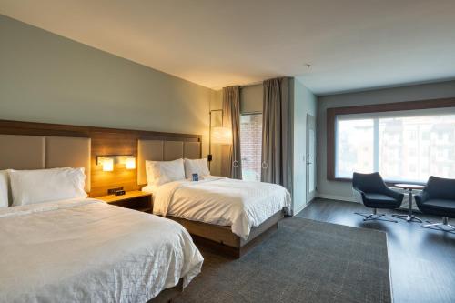 Holiday Inn Express & Suites - Charlotte - South End, an IHG Hotel Image