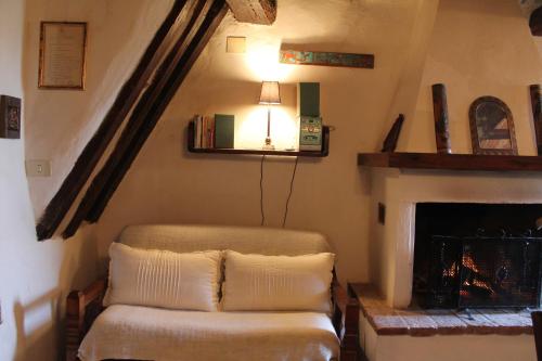 Χώρος καθιστικού στο Petite Maison, nel borgo di Cetona