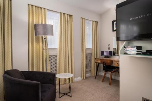 Roxford Lodge Hotel Image