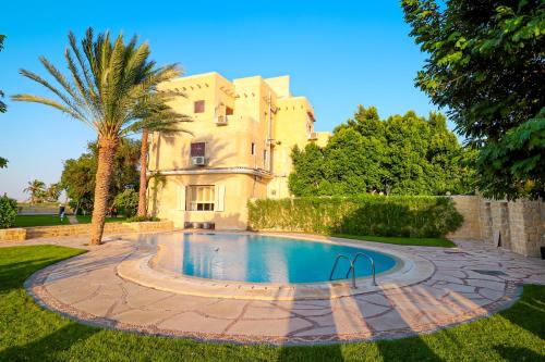 Bazen u objektu Tache Boutique Hotel Fayoum ili u blizini