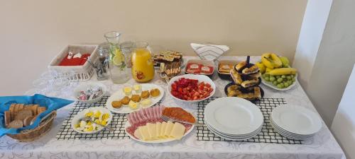 Φαγητό σε αυτός ο ξενώνας ή κάπου εκεί κοντά