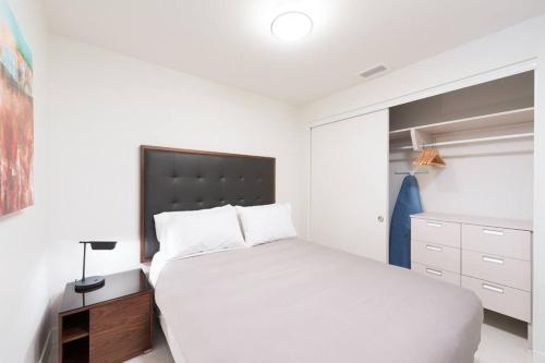 Luxurious Highrise 2b 2b Apartment Heart Of Downtown LA photo 16